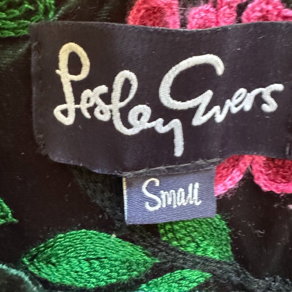 Lelsey Evers Green Velvet Embroidered Pull-On Pants, Size Small - Picture 5 of 5